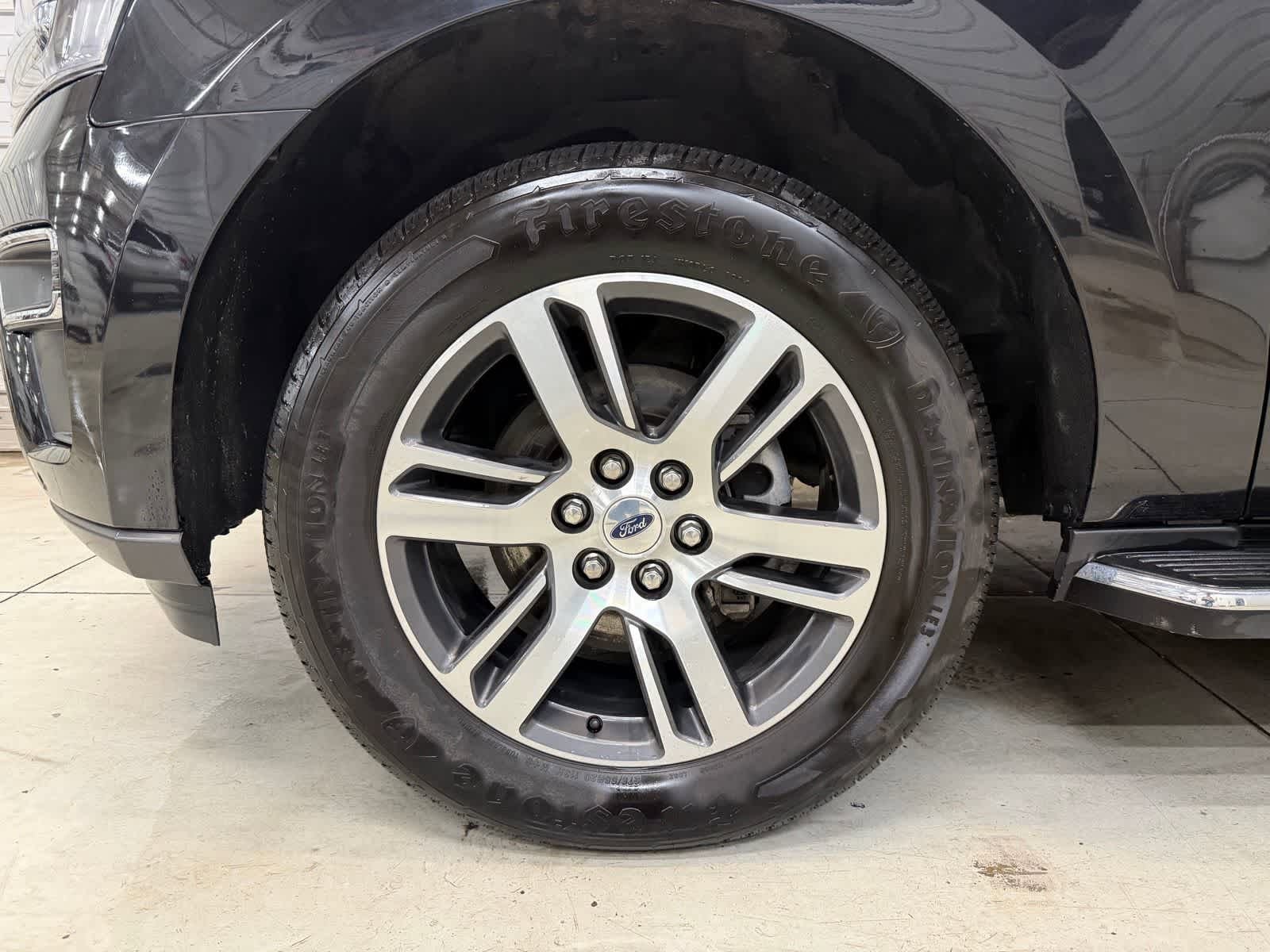 Used 2022 Ford Expedition Max Limited AWD/4WD image 9