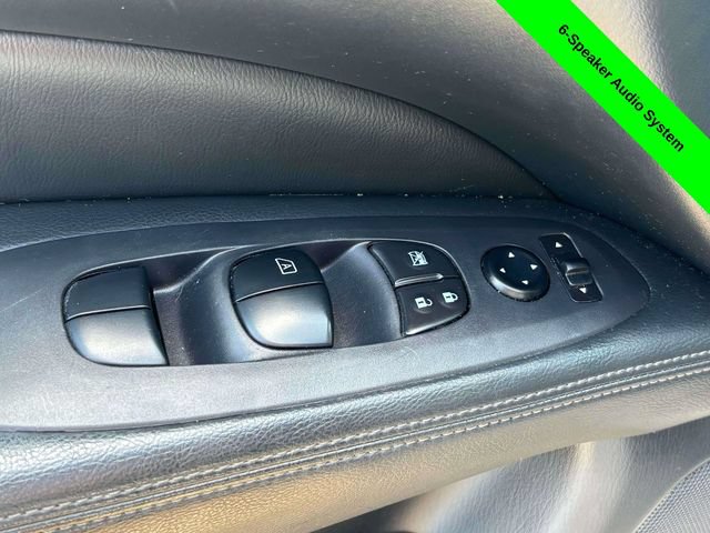 Used 2019 Nissan Pathfinder S AWD/4WD image 10
