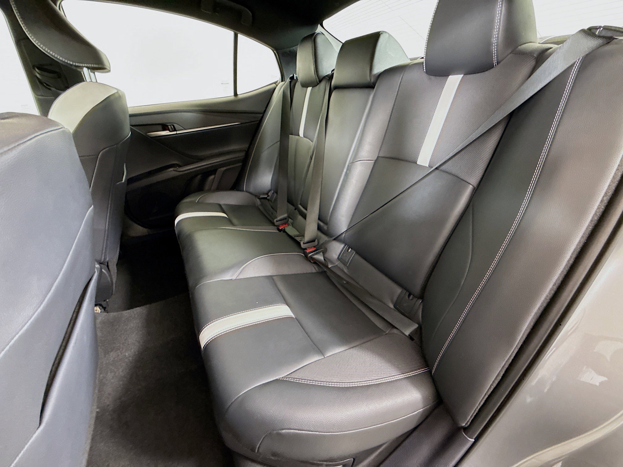 Used 2025 Toyota Camry SE image 20