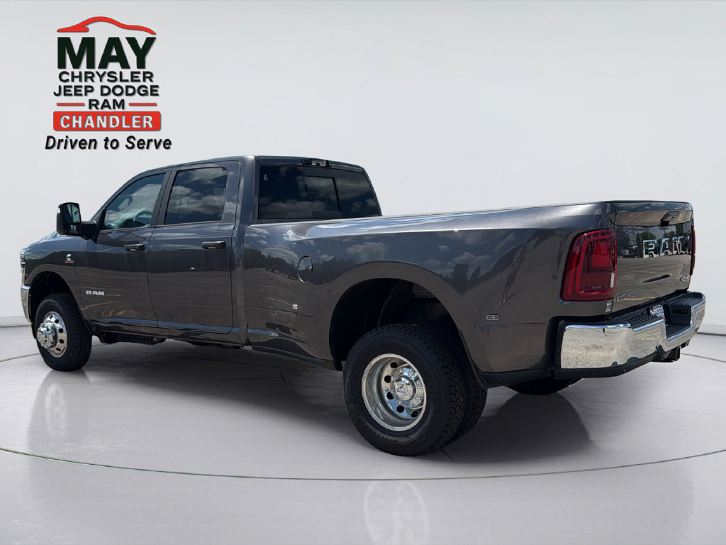 New 2026 RAM 3500 Big Horn AWD/4WD image 5