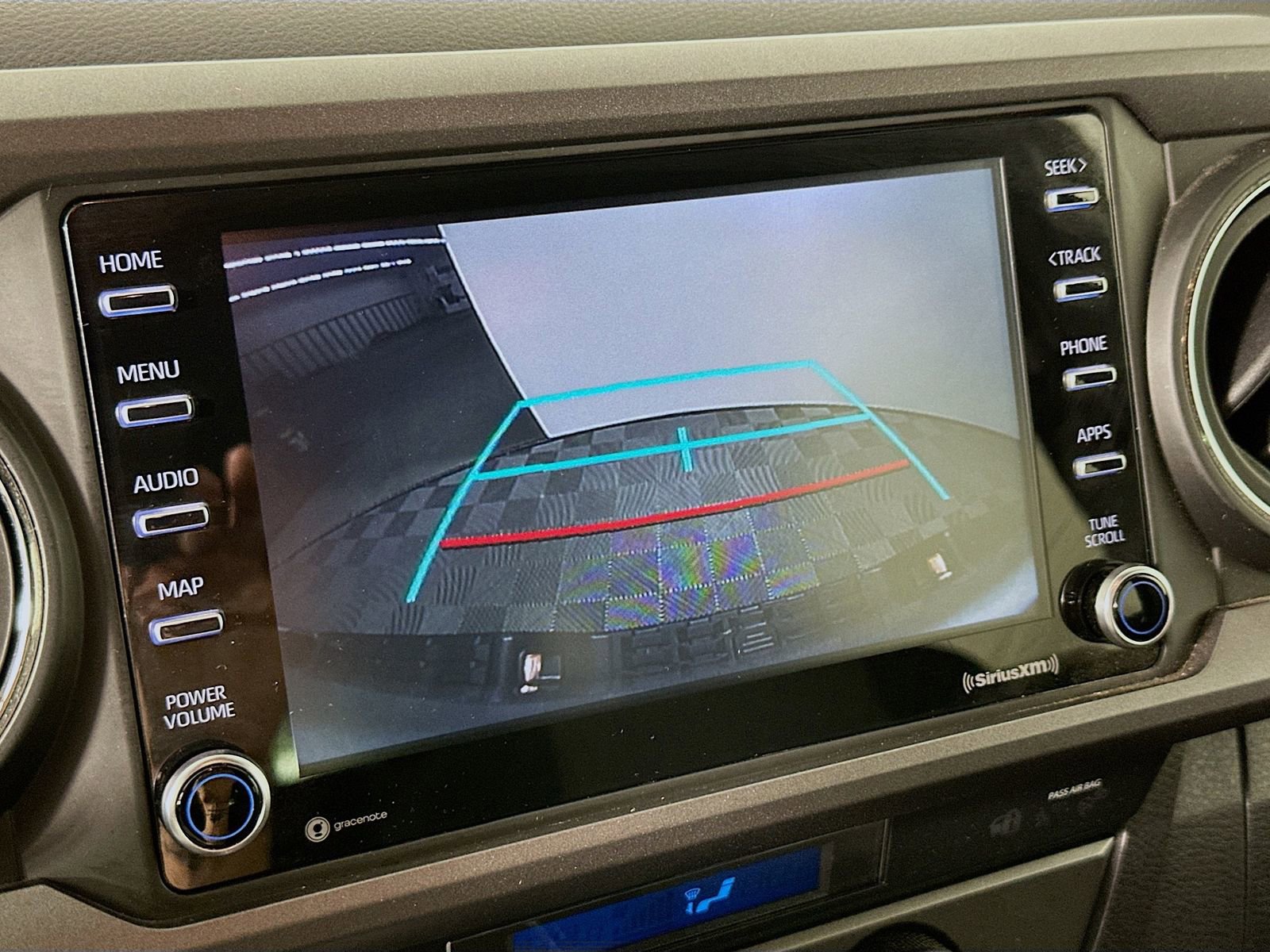 Used 2022 Toyota Tacoma TRD Off-Road image 14