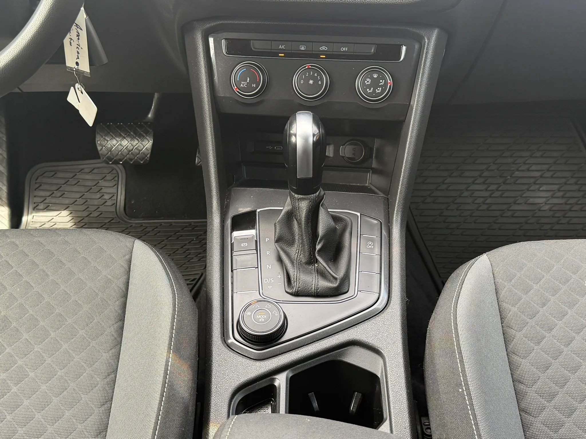 Used 2021 Volkswagen Tiguan S AWD/4WD image 34