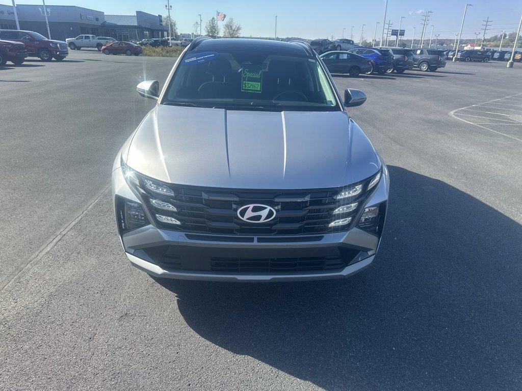 Used 2025 Hyundai Tucson SEL AWD/4WD image 3