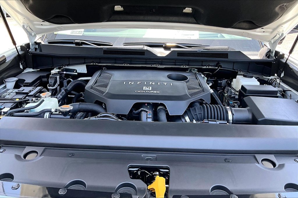New 2027 INFINITI QX80 Luxe w/ Cargo Package RWD image 15