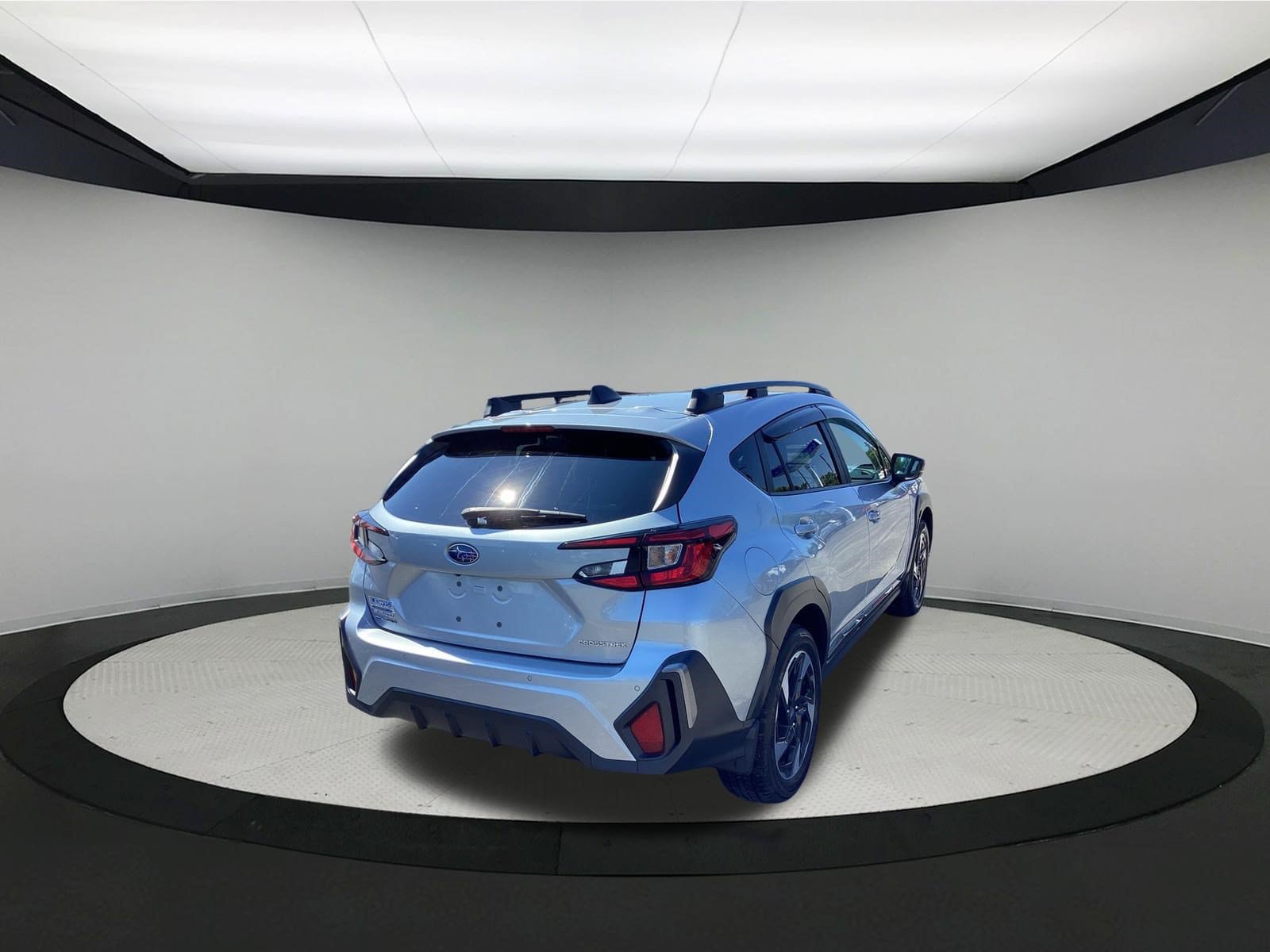 Used 2025 Subaru Crosstrek 2.5i Limited AWD/4WD image 8