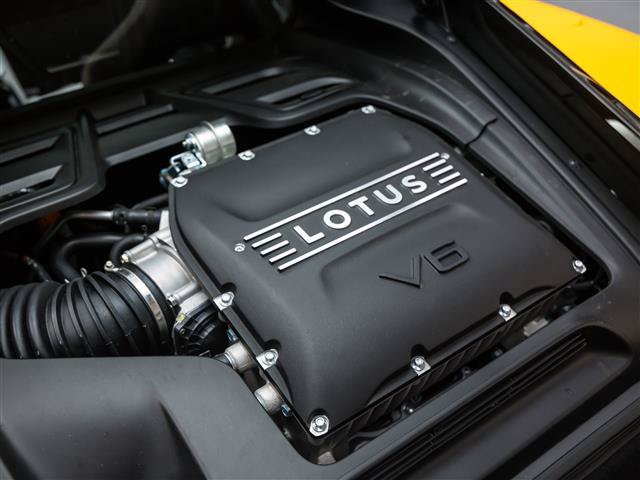 Used 2025 Lotus Emira RWD image 28