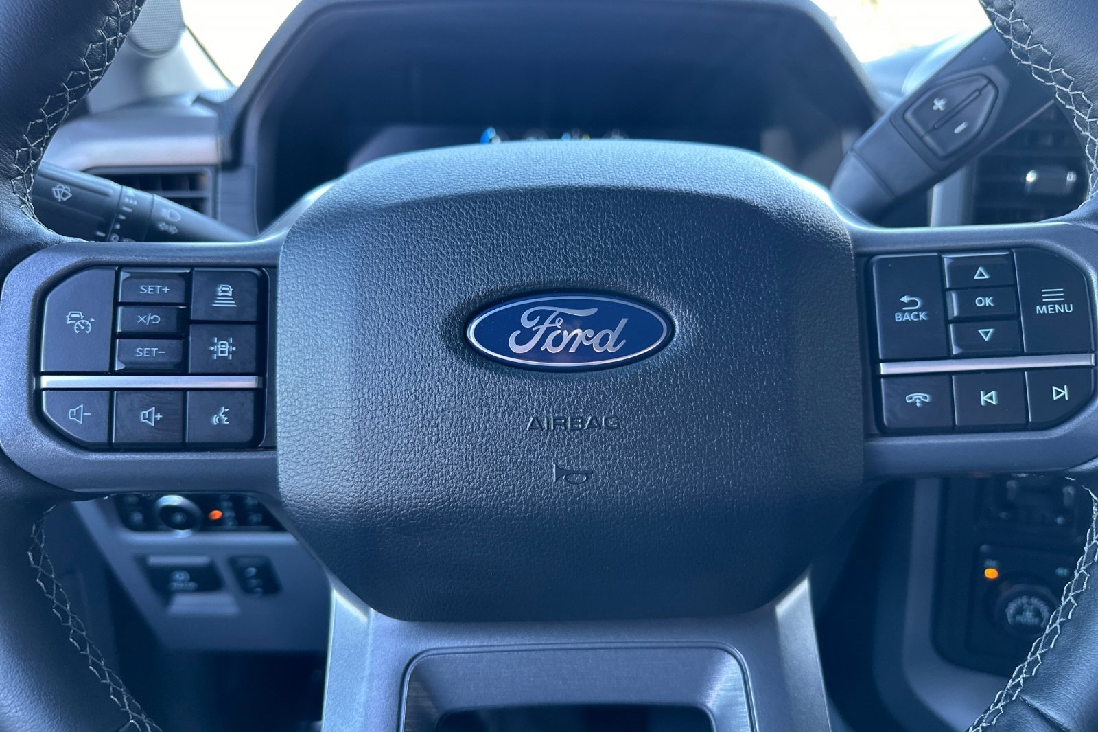 New 2025 Ford F150 XLT w/ Equipment Group 303A High image 23