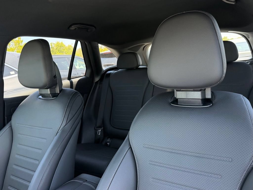 New 2026 Mercedes-Benz GLC 300 4MATIC image 19
