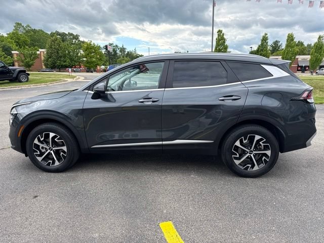 Used 2024 Kia Sportage EX AWD/4WD image 4