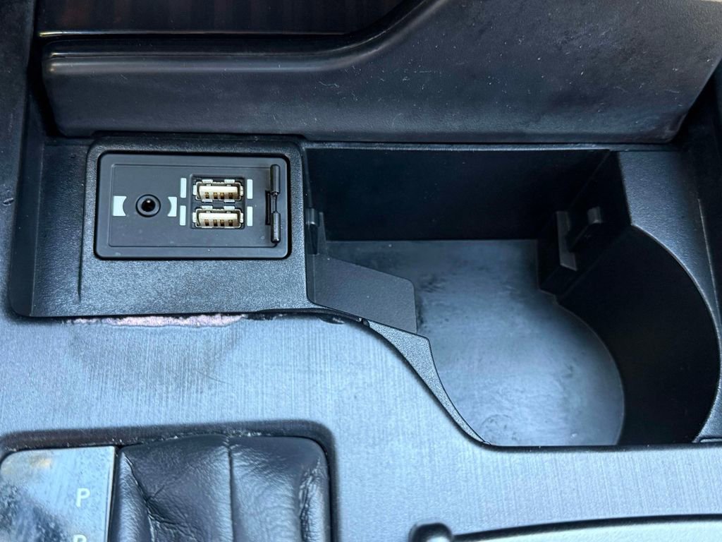 Used 2019 Lexus ES 350 350 Luxury w/ Accessory Package image 25