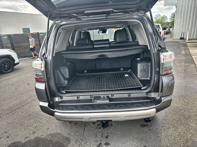 Used 2023 Toyota 4Runner TRD Off-Road Premium w/ Moonroof Package AWD/4WD image 33