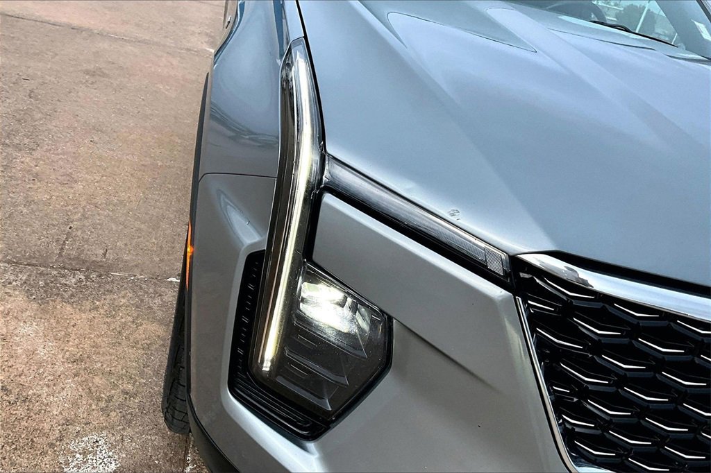 Used 2024 Cadillac XT4 Premium Luxury image 27