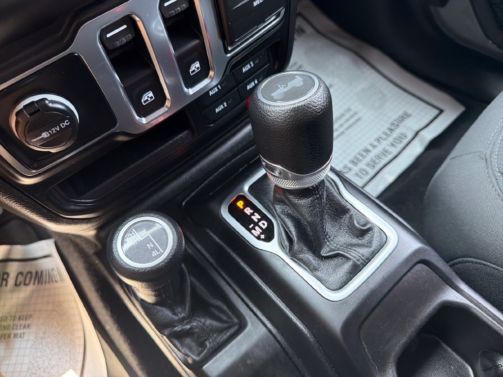 Used 2021 Jeep Wrangler Sport AWD/4WD image 27
