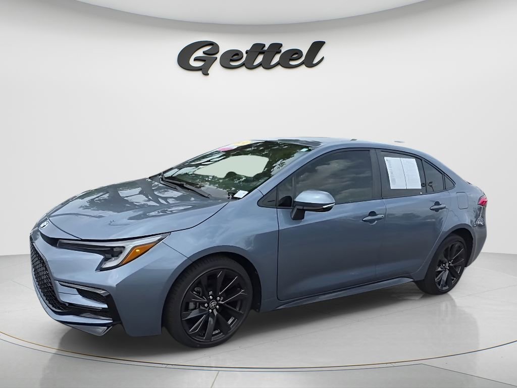 Used 2024 Toyota Corolla SE image 1