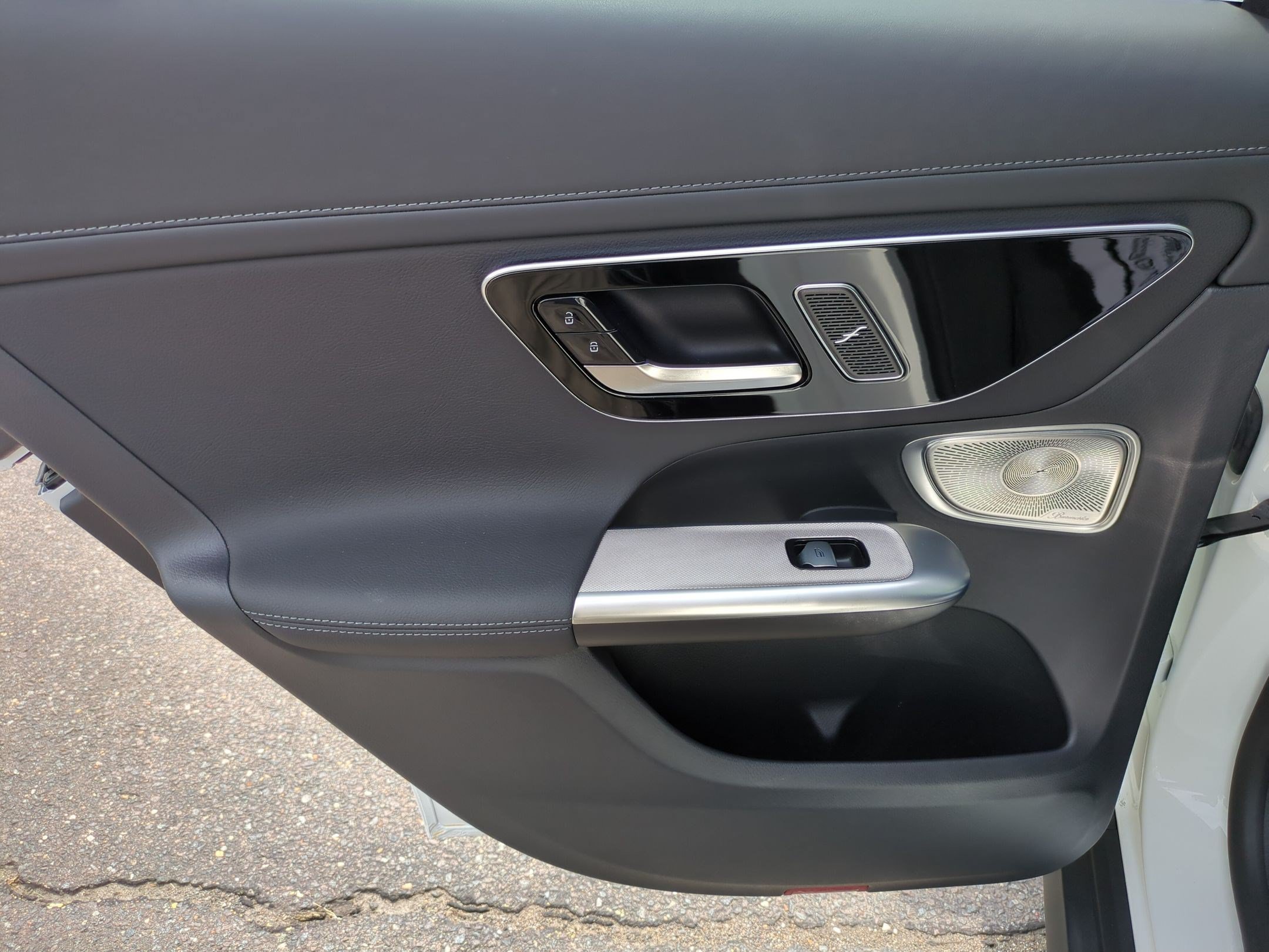 Certified 2024 Mercedes-Benz GLC 300 4MATIC image 30