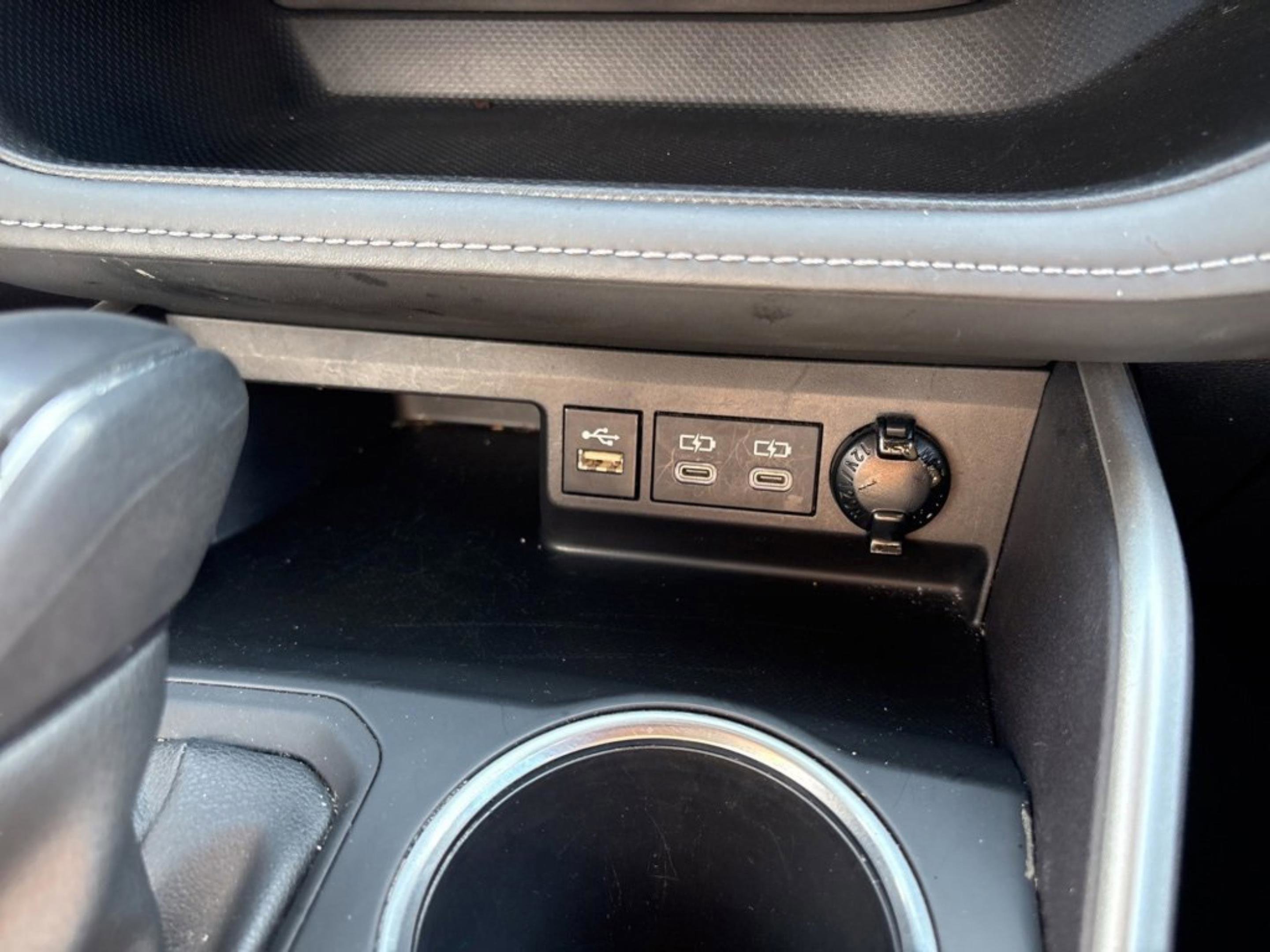 Certified 2024 Toyota Highlander LE image 30