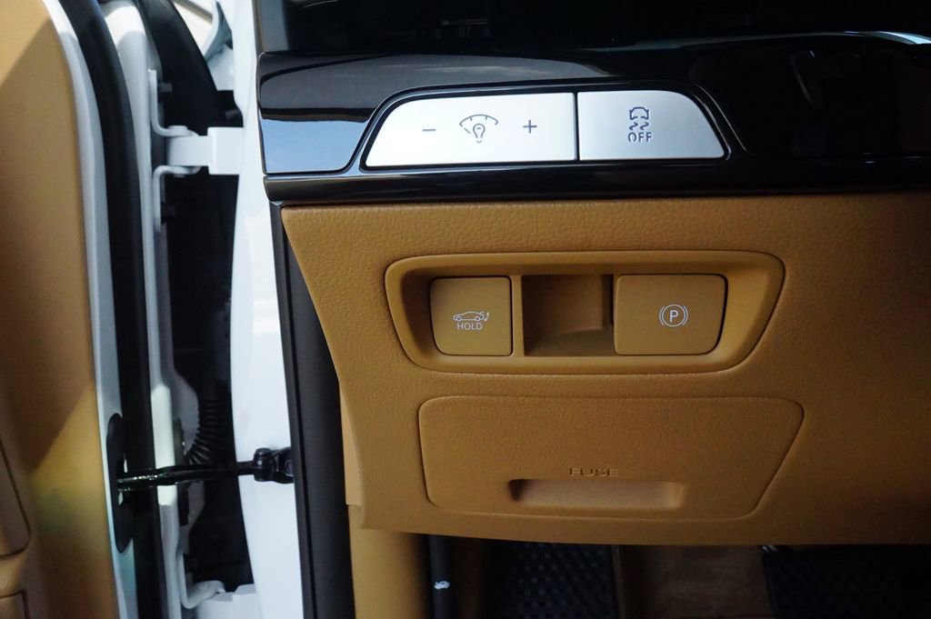 New 2025 Genesis G80 2.5T Advanced image 13