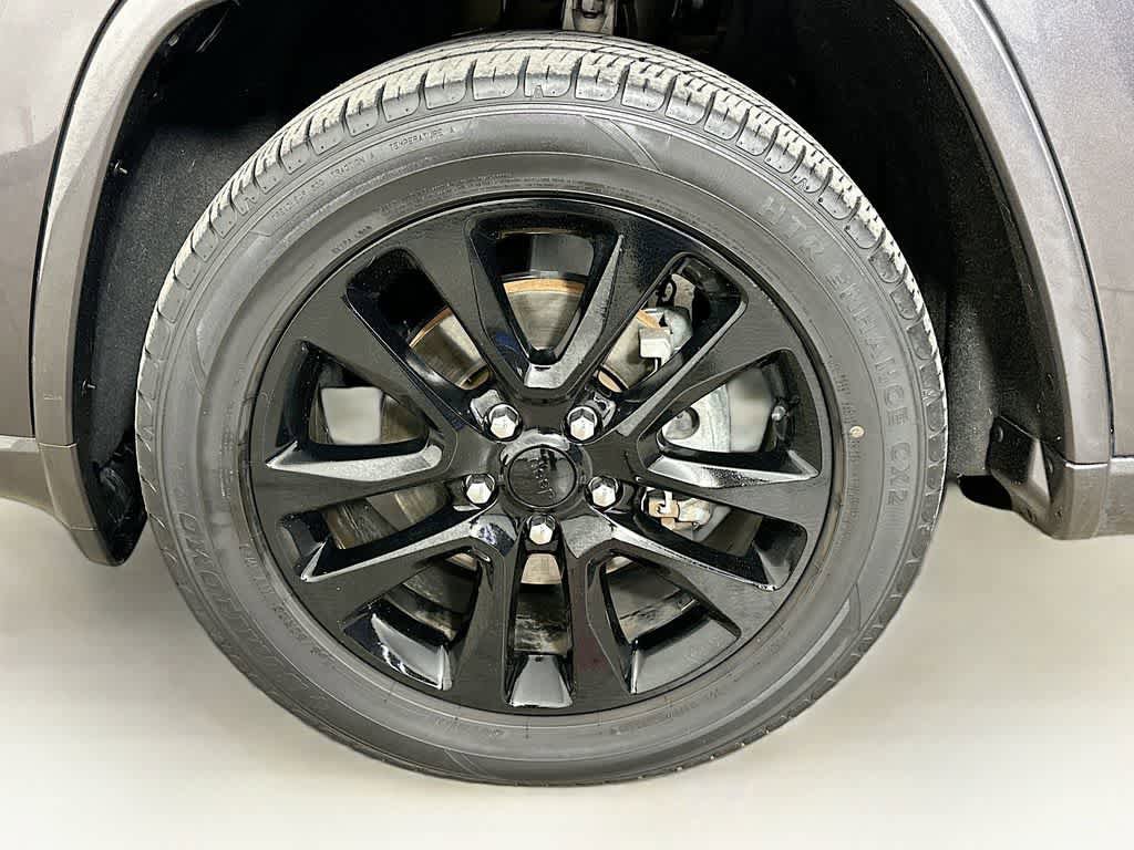 Used 2019 Jeep Grand Cherokee Altitude RWD image 7