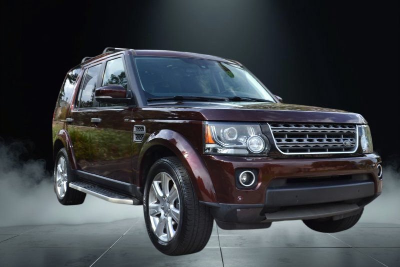 Used 2016 Land Rover LR4 HSE AWD/4WD image 6