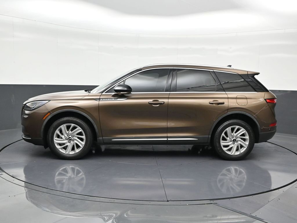 Used 2022 Lincoln Corsair FWD image 2