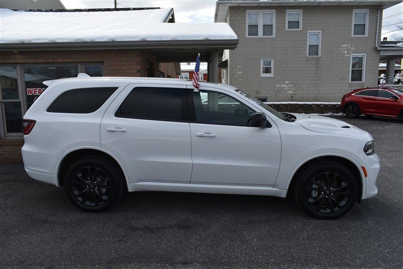 Used 2022 Dodge Durango GT w/ Blacktop Package image 2