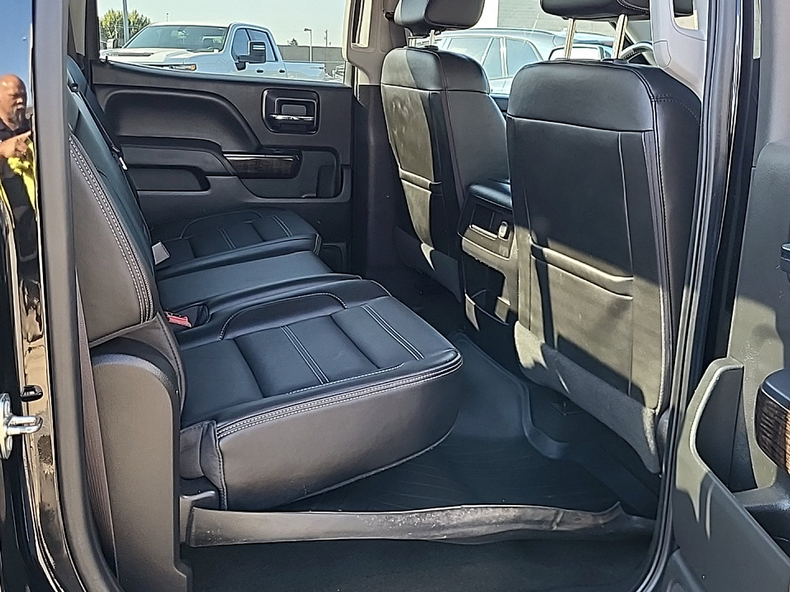 Used 2016 GMC Sierra 1500 Denali w/ Enhanced Driver Alert Package AWD/4WD image 11