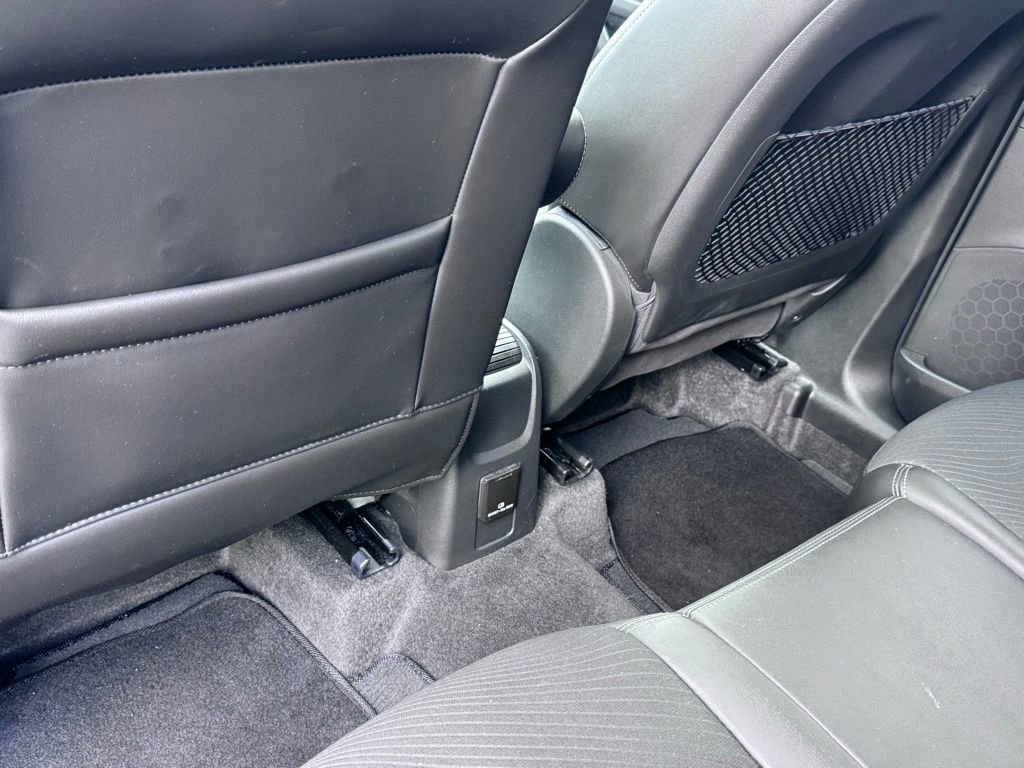 Used 2014 Buick Encore Convenience FWD image 11