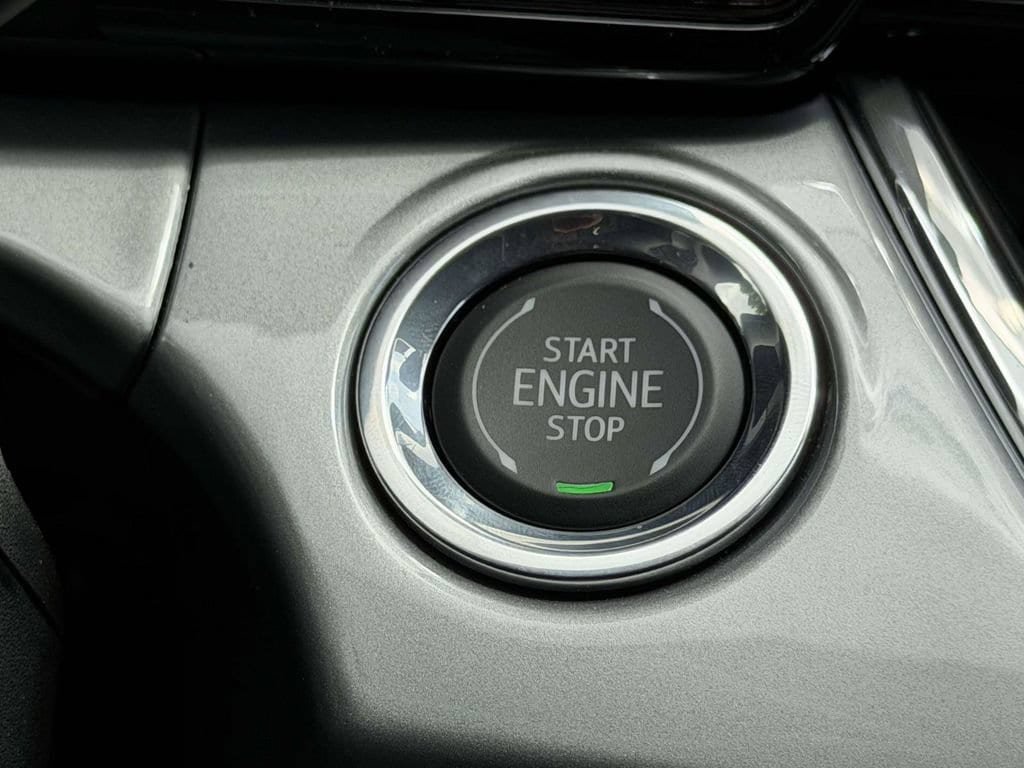 New 2026 Chevrolet Trax LT w/ Driver Confidence Package FWD image 8