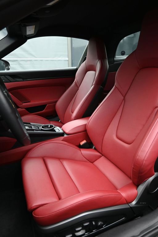 Certified 2024 Porsche 911 Targa 4 GTS AWD/4WD image 5