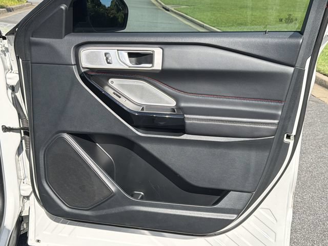 Used 2023 Ford Explorer ST w/ Equipment Group 401A AWD/4WD image 16
