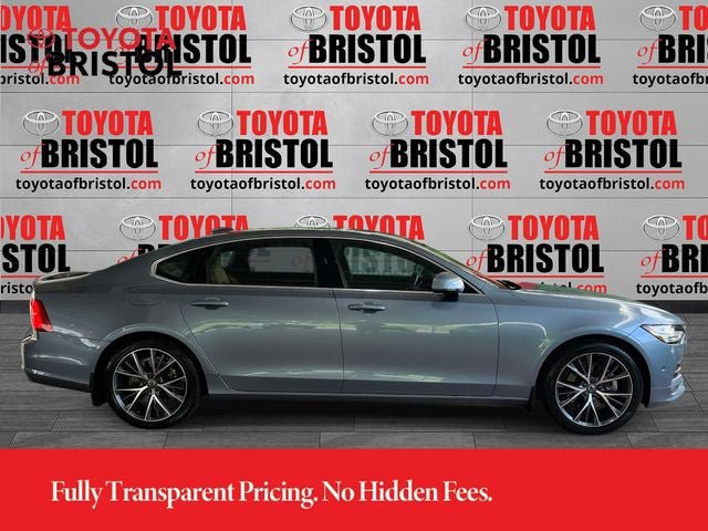 Used 2018 Volvo S90 T5 Momentum w/ Convenience Package FWD image 2