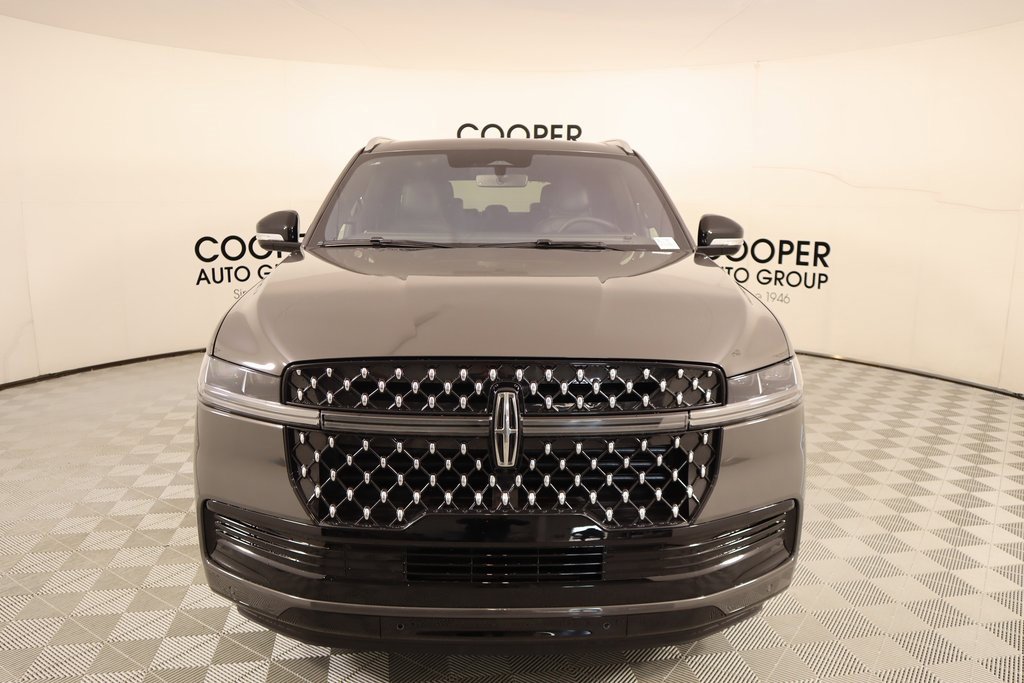 New 2025 Lincoln Navigator L Black Label image 9