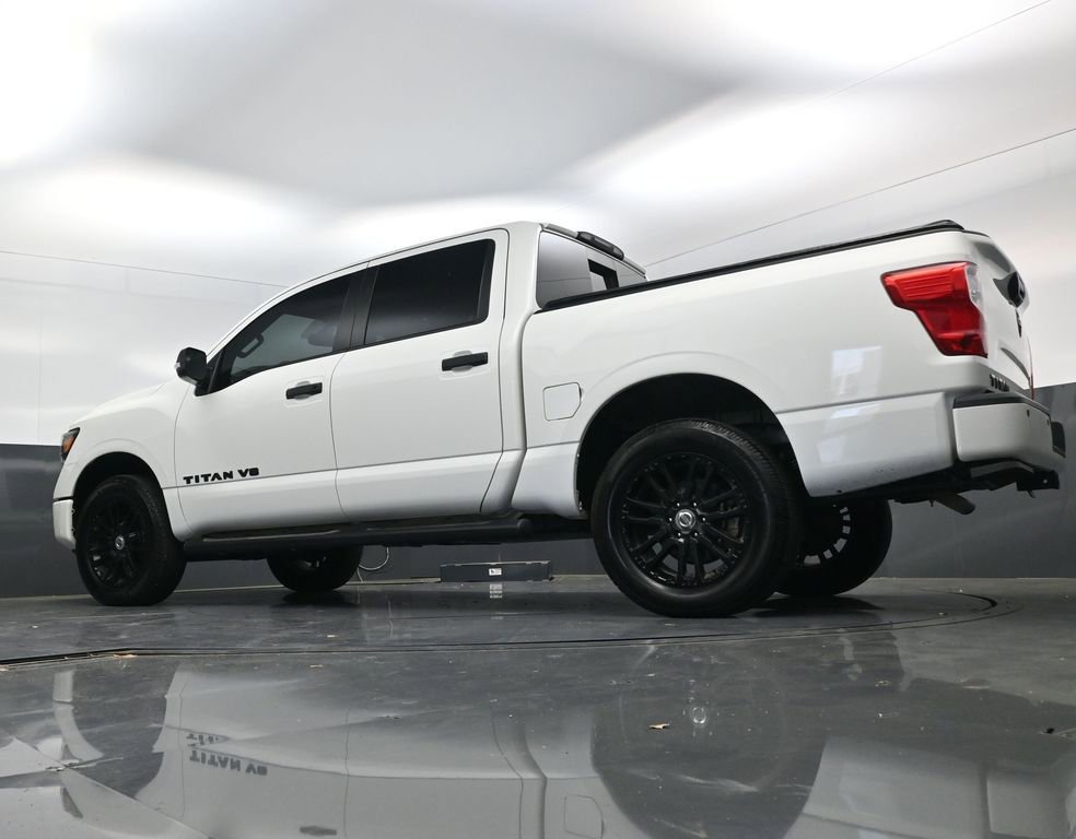 Used 2019 Nissan Titan SL w/ Midnight Edition image 22