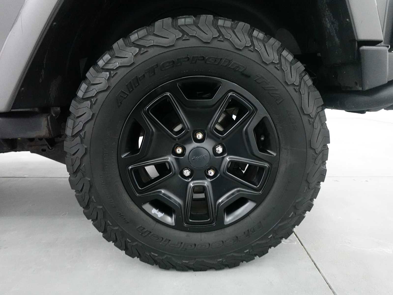 Used 2016 Jeep Wrangler Backcountry image 9
