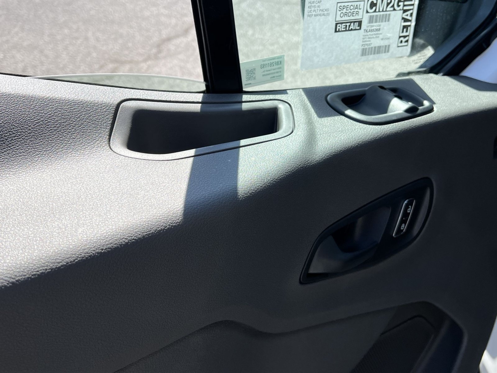 New 2026 Ford Transit 250 148 Medium Roof w/ Load Area Protection Package RWD image 14