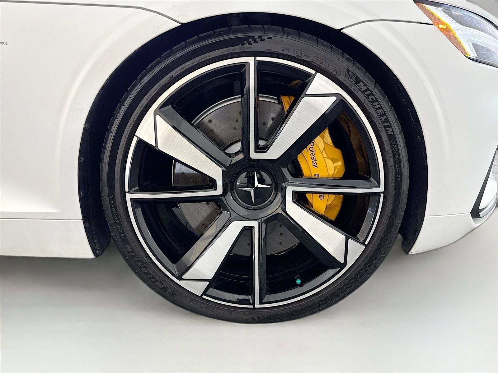Used 2021 Polestar Polestar 1 image 32