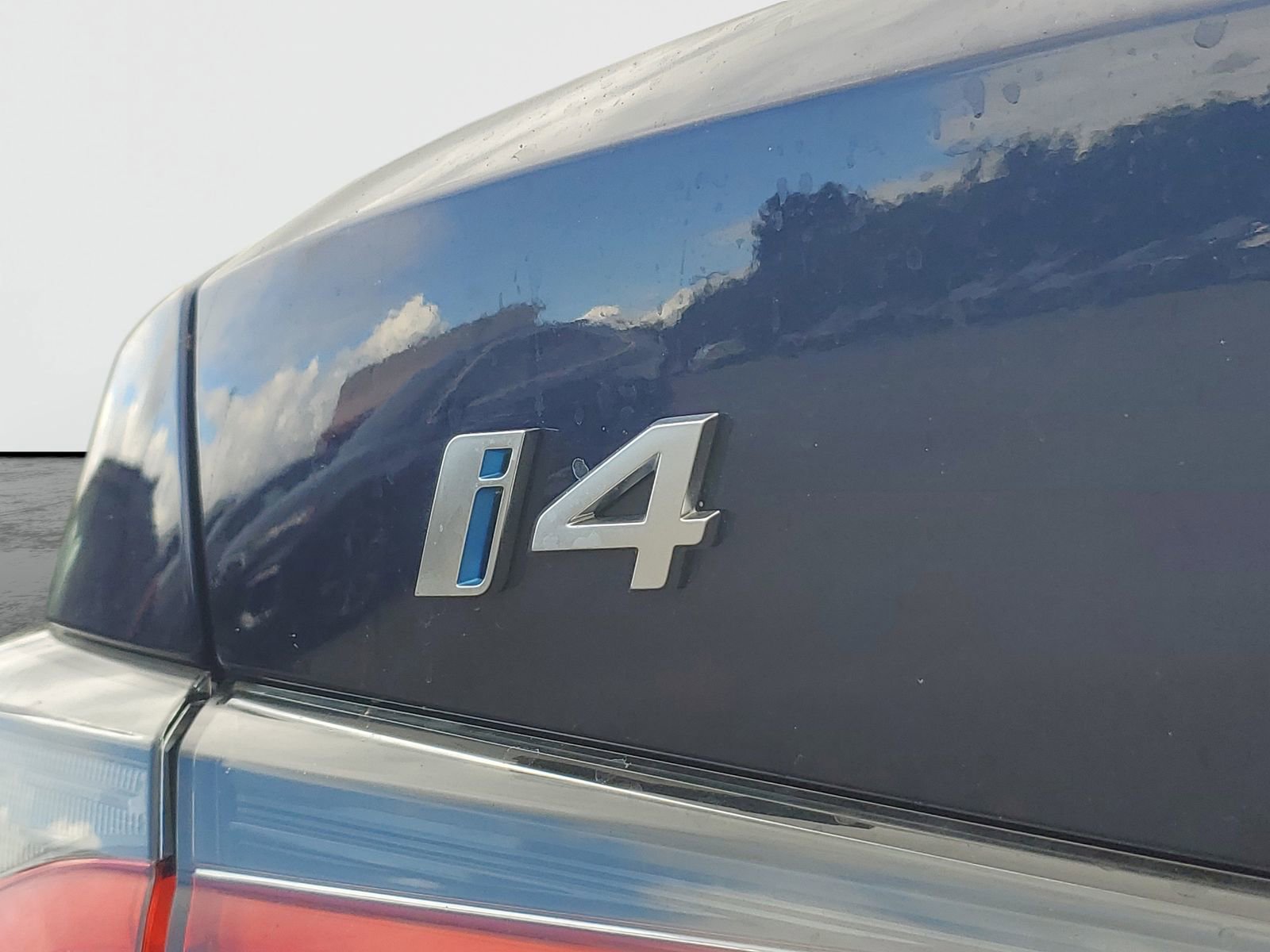 Used 2023 BMW i4 eDrive35 w/ Premium Package RWD image 6