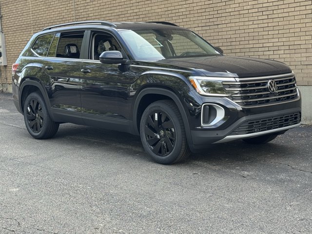 New 2026 Volkswagen Atlas SE