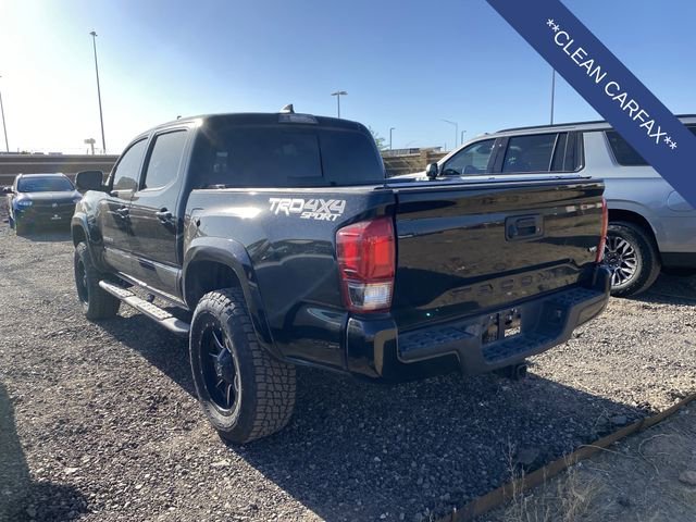 Used 2017 Toyota Tacoma TRD Sport w/ Tow Package (A/T) AWD/4WD image 2