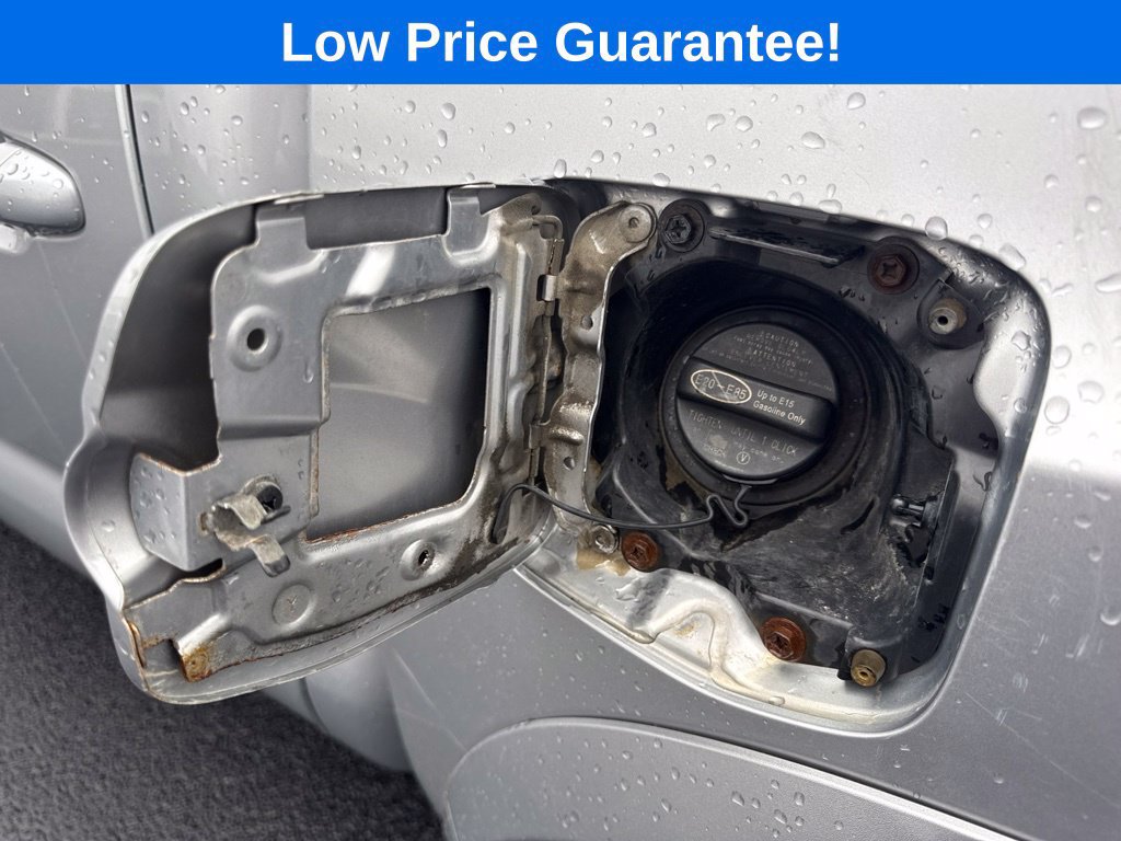 Used 2018 Toyota Tacoma SR5 AWD/4WD image 17