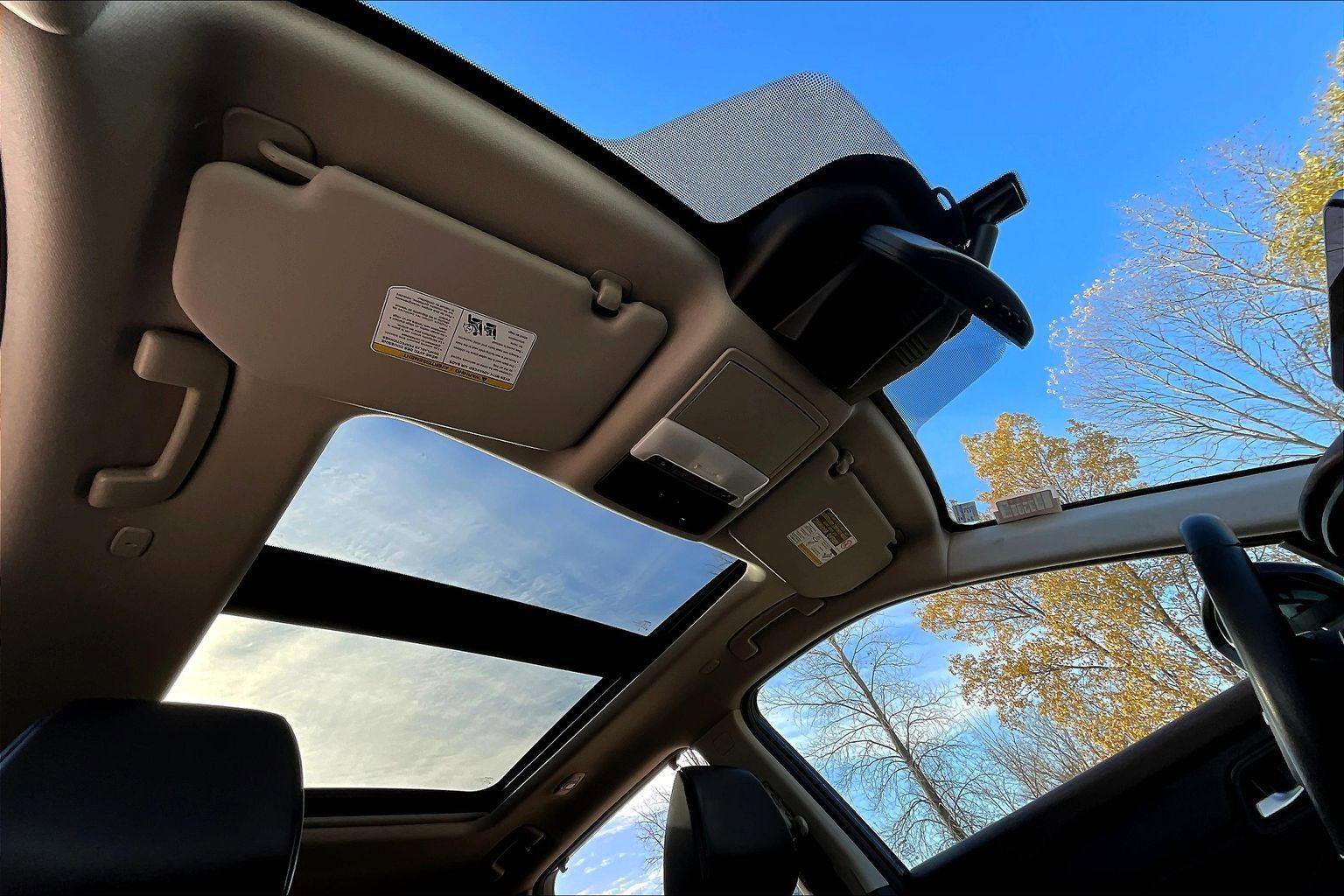 Used 2023 Nissan Rogue SV w/ SV Premium Package image 22