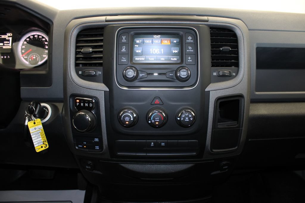 Used 2017 RAM 1500 Express AWD/4WD image 20