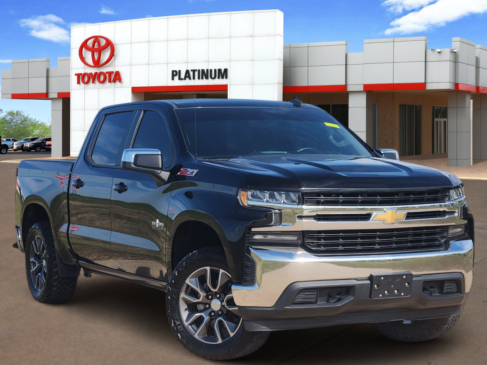 Used 2020 Chevrolet Silverado 1500 LT w/ Texas Edition