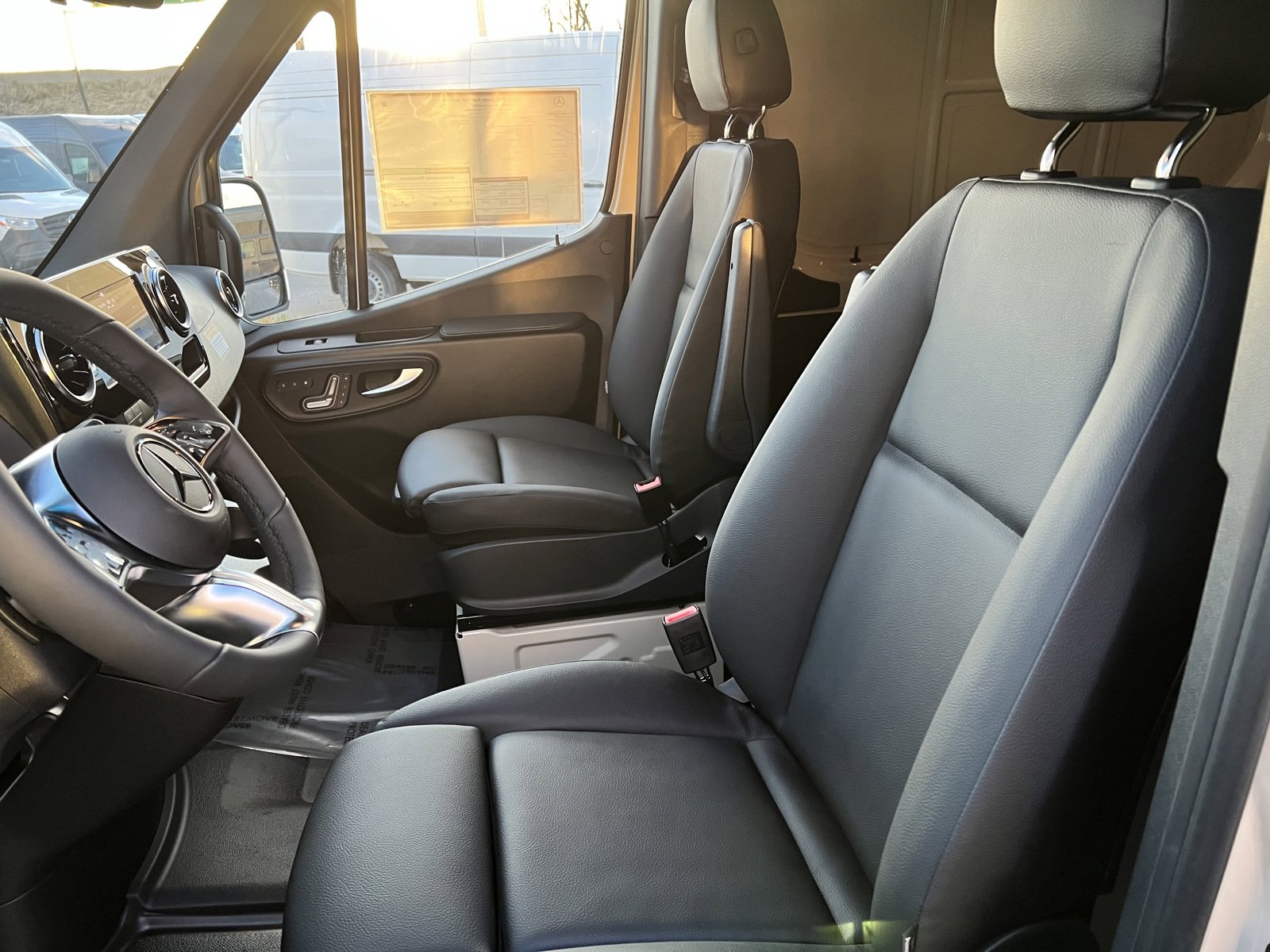 New 2025 Mercedes-Benz Sprinter 2500 image 15