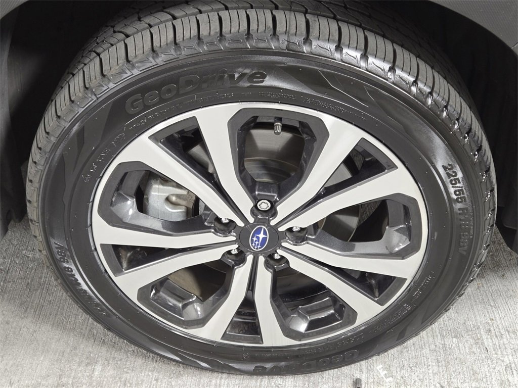 Certified 2022 Subaru Forester Limited w/ Popular Package #3 image 10