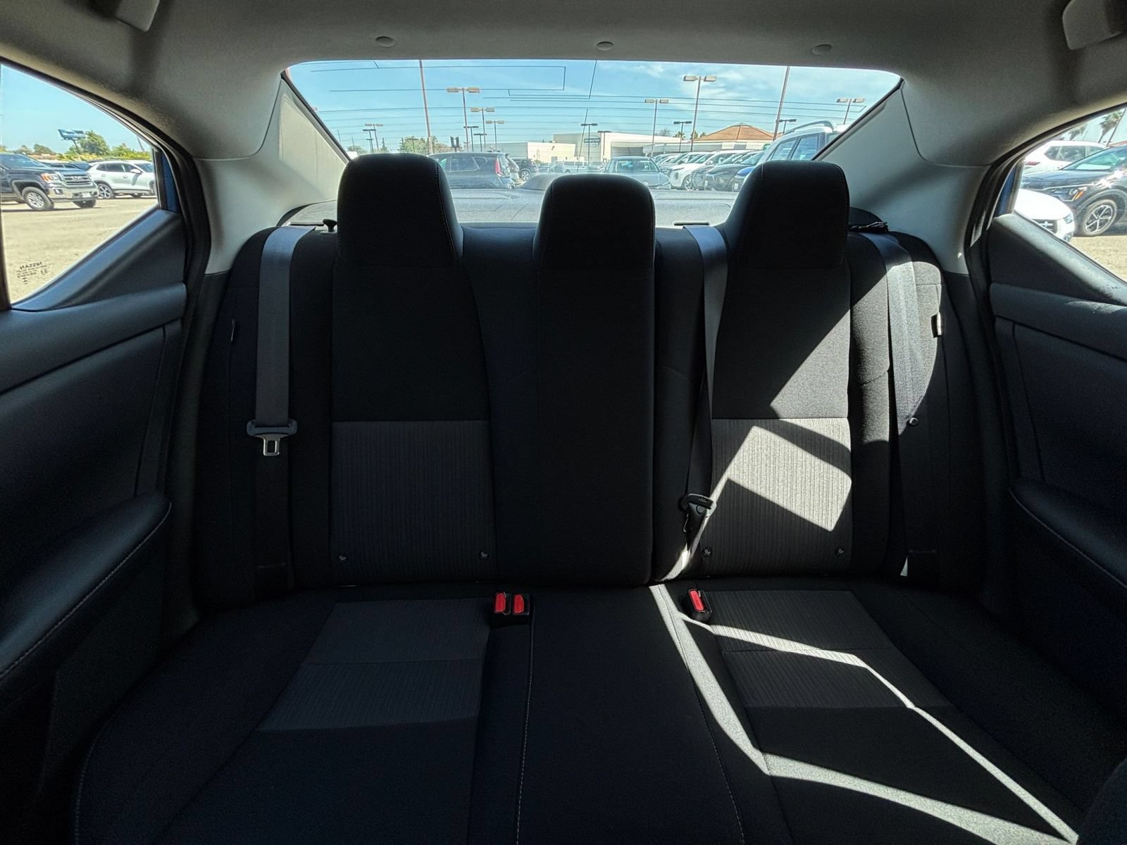 Used 2025 Nissan Sentra SV FWD image 37