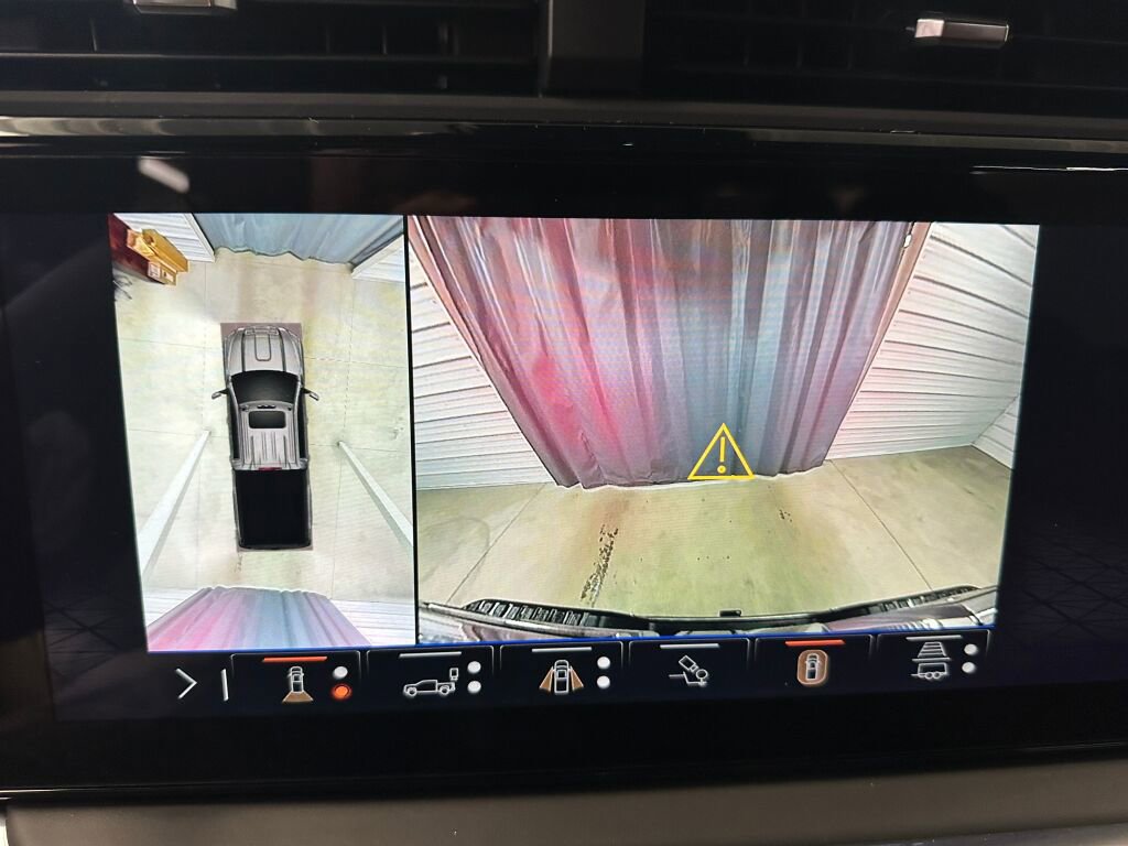 Certified 2025 GMC Sierra 2500 Denali Ultimate w/ Max Trailering Package image 18