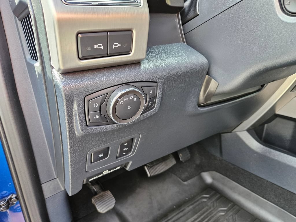 Used 2022 Ford F350 Platinum AWD/4WD image 24
