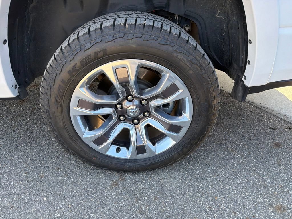 Used 2023 RAM 1500 Limited AWD/4WD image 8