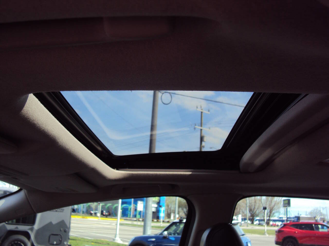 Used 2020 Honda Fit EX image 9